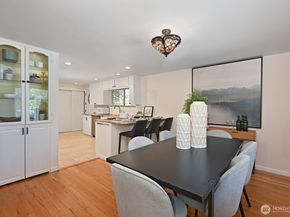 9515 Linden Avenue N, Seattle WA 98103