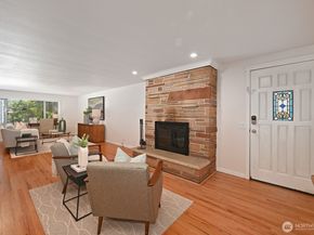 9515 Linden Avenue N, Seattle WA 98103