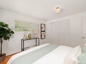 9515 Linden Avenue N, Seattle WA 98103