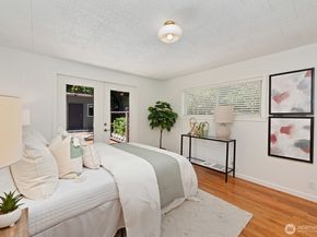 9515 Linden Avenue N, Seattle WA 98103