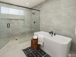 16711 NE 16th Place, Bellevue WA 98008