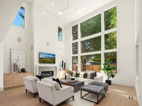 16711 NE 16th Place, Bellevue WA 98008