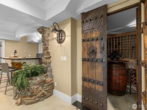 6434 E Mercer Way, Mercer Island WA 98040