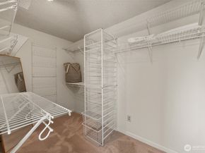 407 Veralene Wy SW, Everett WA 98203