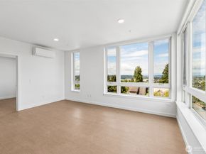 5819 Phinney Avenue N 501, Seattle WA 98103