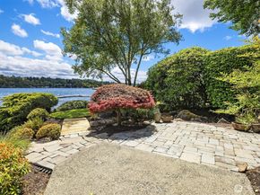 5412 96th Avenue SE, Mercer Island WA 98040