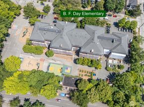 4105 Fremont Avenue N A, Seattle WA 98103