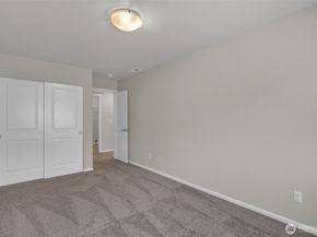 2142 S 263rd Street, Des Moines WA 98198
