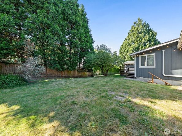 1421 N 32nd Street, Renton WA 98056