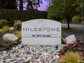 10327 NE 19th Place, Bellevue WA 98004