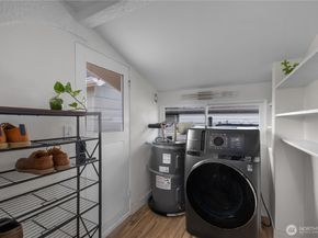 206 Hewitt Avenue, Bremerton WA 98337