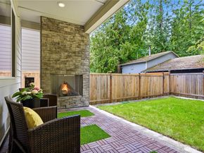 19518 9th Avenue SE, Bothell WA 98012