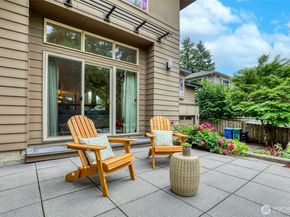 10644 Bartlett Avenue NE, Seattle WA 98125