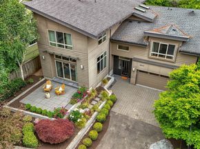 10644 Bartlett Avenue NE, Seattle WA 98125