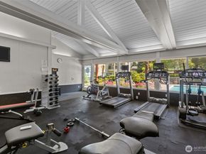 701 122nd Avenue NE 205, Bellevue WA 98005
