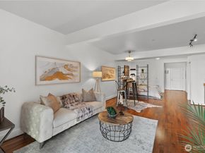 699 John Street 308, Seattle WA 98109