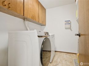 12910 NE 28th Street, Bellevue WA 98005