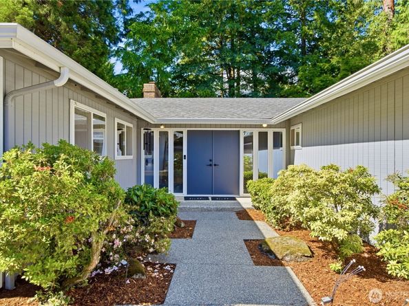 12910 NE 28th Street, Bellevue WA 98005
