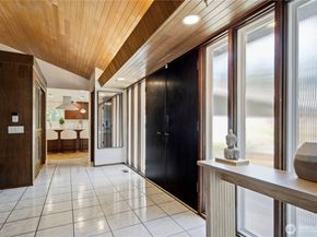 12910 NE 28th Street, Bellevue WA 98005