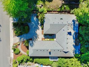 12910 NE 28th Street, Bellevue WA 98005