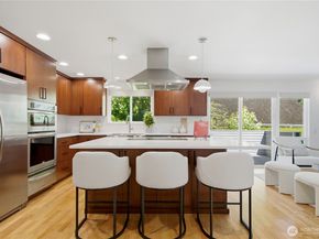 12910 NE 28th Street, Bellevue WA 98005