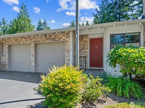 11512 103rd Place NE B6, Kirkland WA 98033