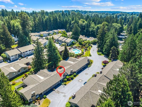 11512 103rd Place NE B6, Kirkland WA 98033