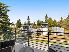 1407 N 103rd Street, Seattle WA 98133