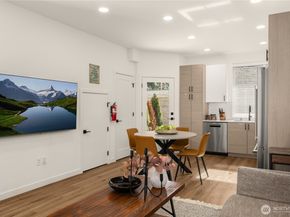 1407 N 103rd Street, Seattle WA 98133