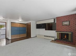 13558 37th Avenue S 21, Tukwila WA 98168