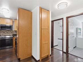 13558 37th Avenue S 21, Tukwila WA 98168