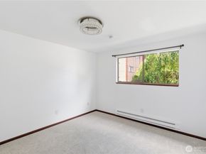 13558 37th Avenue S 21, Tukwila WA 98168