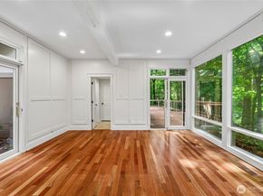 3720 131st Avenue NE, Bellevue WA 98005