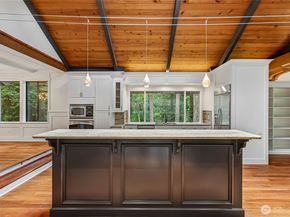 3720 131st Avenue NE, Bellevue WA 98005