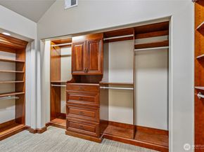 3720 131st Avenue NE, Bellevue WA 98005