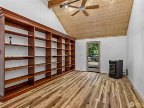 3720 131st Avenue NE, Bellevue WA 98005
