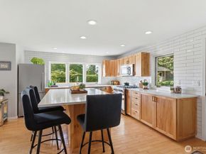 1113 Goat Trail Road, Mukilteo WA 98275