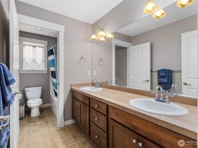 35918 SE Kendall Peak Street, Snoqualmie WA 98065