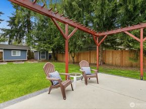 2122 N 128th Street, Seattle WA 98133