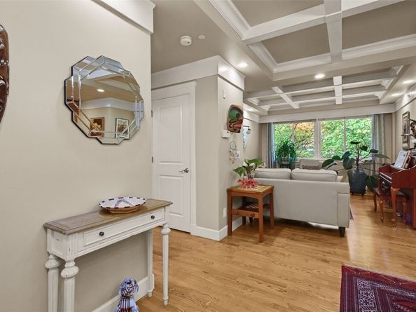 1414 1st Avenue W 203, Seattle WA 98119