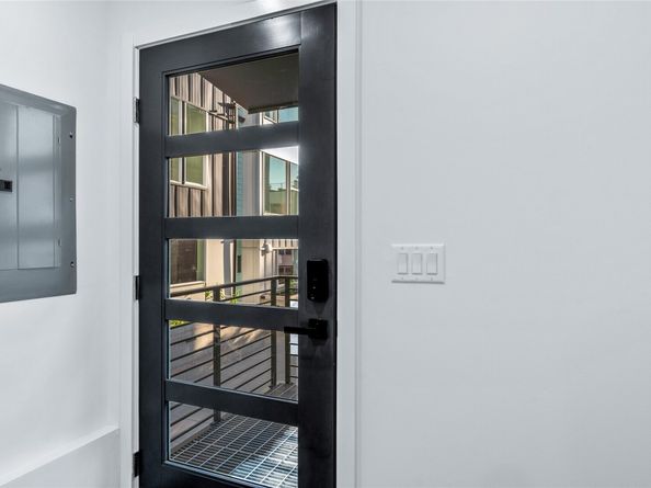 12508 35th Avenue NE C, Seattle WA 98125