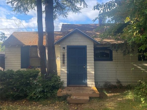 5029 46th Avenue SW, Seattle WA 98136