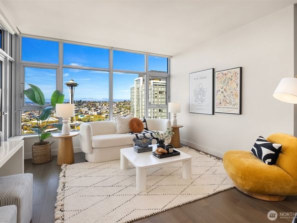 583 Battery Street 3604N, Seattle WA 98121