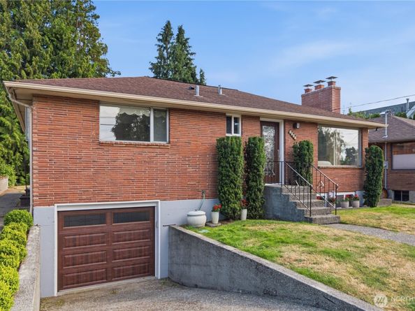 3947 SW Portland Street, Seattle WA 98136