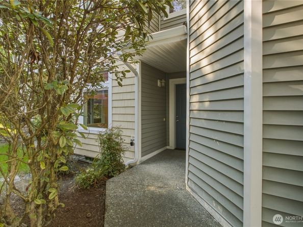 21917 42nd Avenue S 101, Kent WA 98032