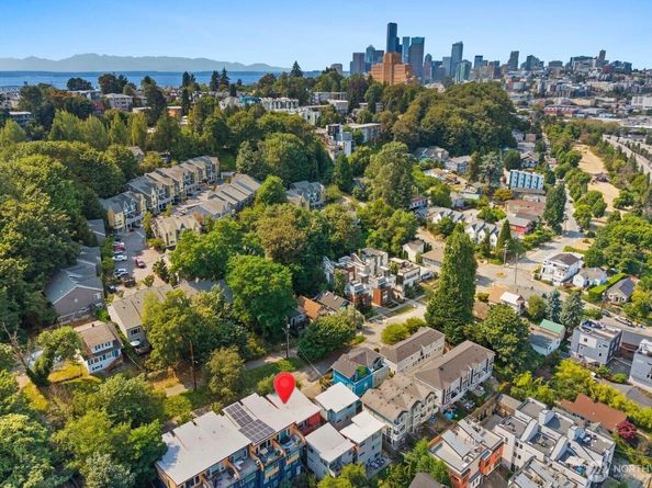 1536 Sturgus Avenue S, Seattle WA 98144