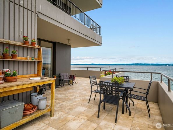 6533 Seaview Avenue NW 101A, Seattle WA 98117