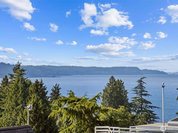 2615 NW 87th Street, Seattle WA 98117