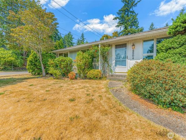 2504 NE 147th Street, Shoreline WA 98155