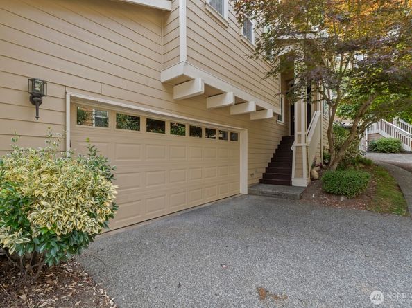 71 Sunset Court NW, Issaquah WA 98027